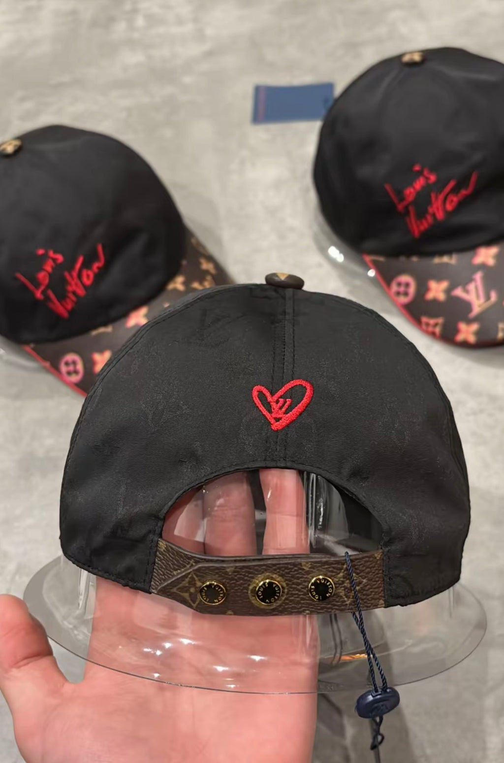 Casquette fall in love